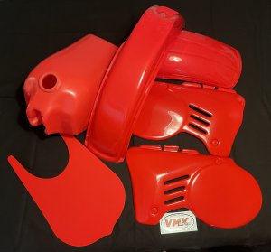 1980 MAICO KIT RED WITH TANK